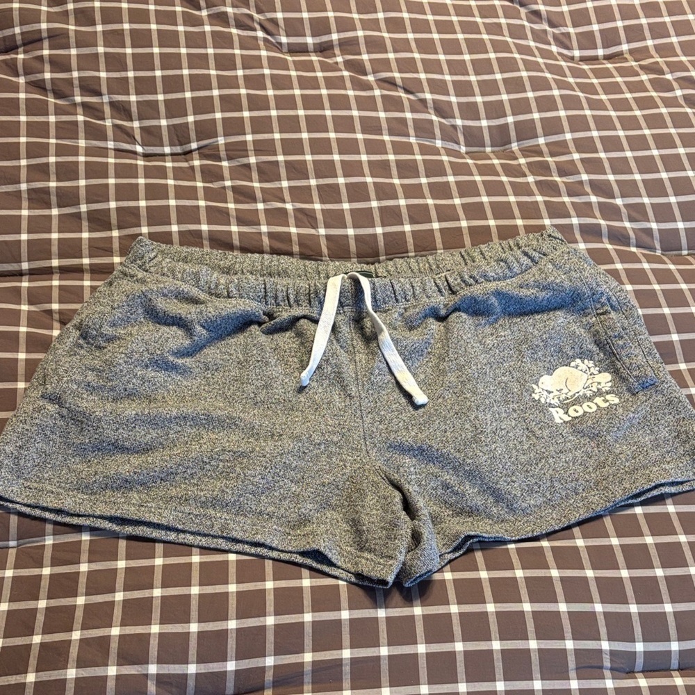 ROOTS salt and pepper sweat shorts